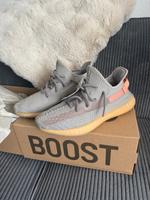 Yeezy Boost 350 V2 „Trfrm“ – Größe 43 1/3 – Sehr guter Zustand Hessen - Lollar Vorschau