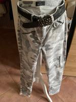 MONARI CAMOUFLAGE JEANS GRAU GR 34 Niedersachsen - Jever Vorschau
