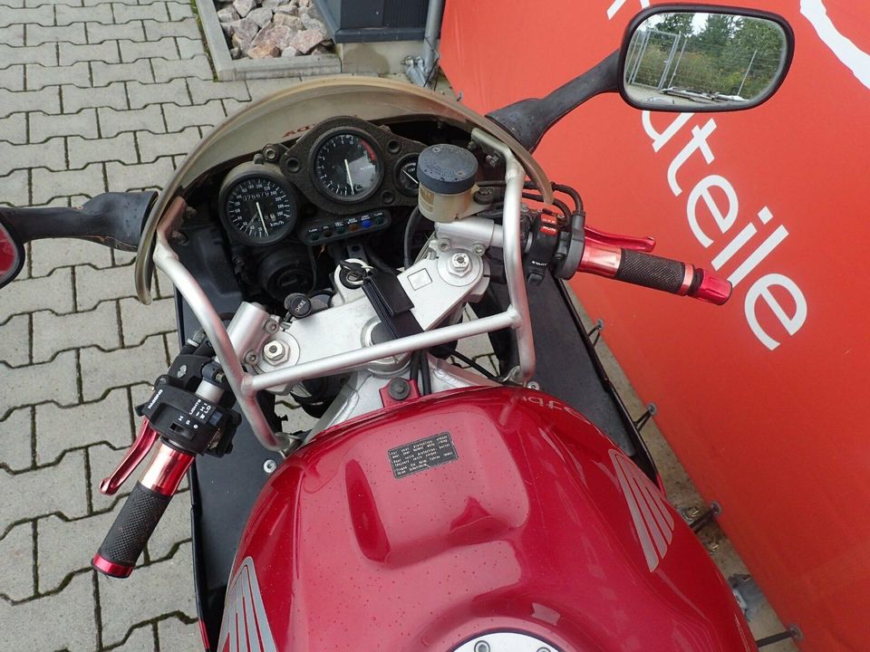 Honda CBR 900 SC28 Motor Tank Sitz Verkleidung Felgen in Mantel