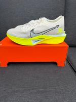 Nike Running Vaporfly Next 3 Neu 48,5 US 14 Laufschuhe Nordrhein-Westfalen - Düren Vorschau