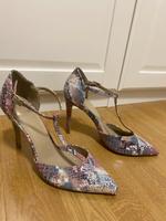 Rosa blaue Schlangenluster High Heels Only Pink T-Spangen Pumps Saarbrücken-West - Altenkessel Vorschau