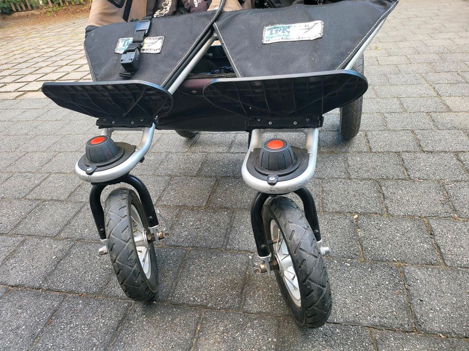 Zwillings-Kinderwagen in Dresden