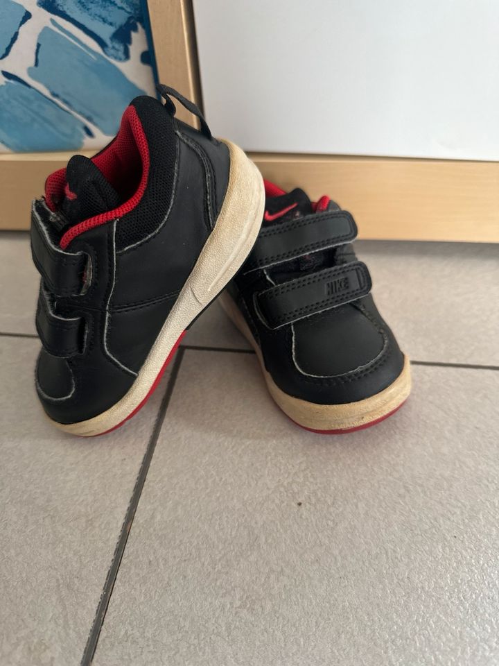 Nike, Baby Schuhe, Größe 21 in Oberhausen