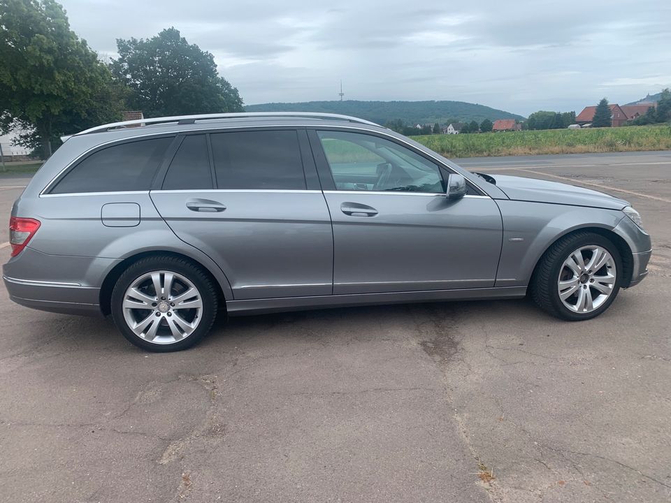 Mercedes Benz C-Klasse C-220 CDI in Porta Westfalica