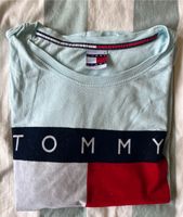 T-Shirt Tommy Hilfiger hellblau Gr.L mit Aufdruck Nordrhein-Westfalen - Minden Vorschau