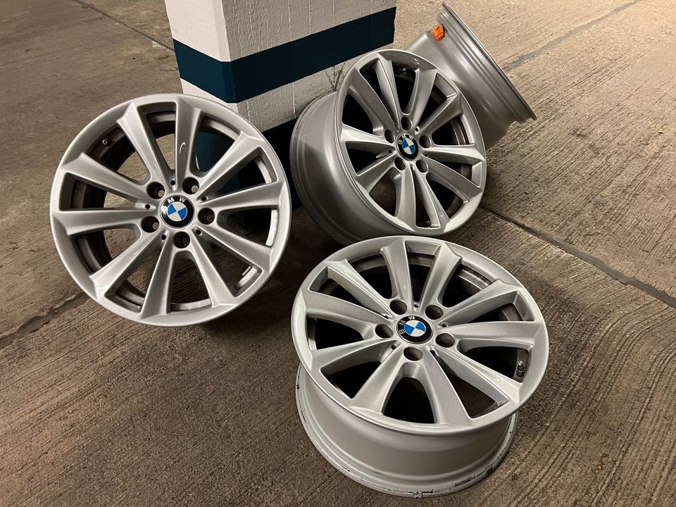 4 ALUFELGEN, BMW 5ER REIHE F10 TOURING F11, 225/55R17 neuwertig in Berlin