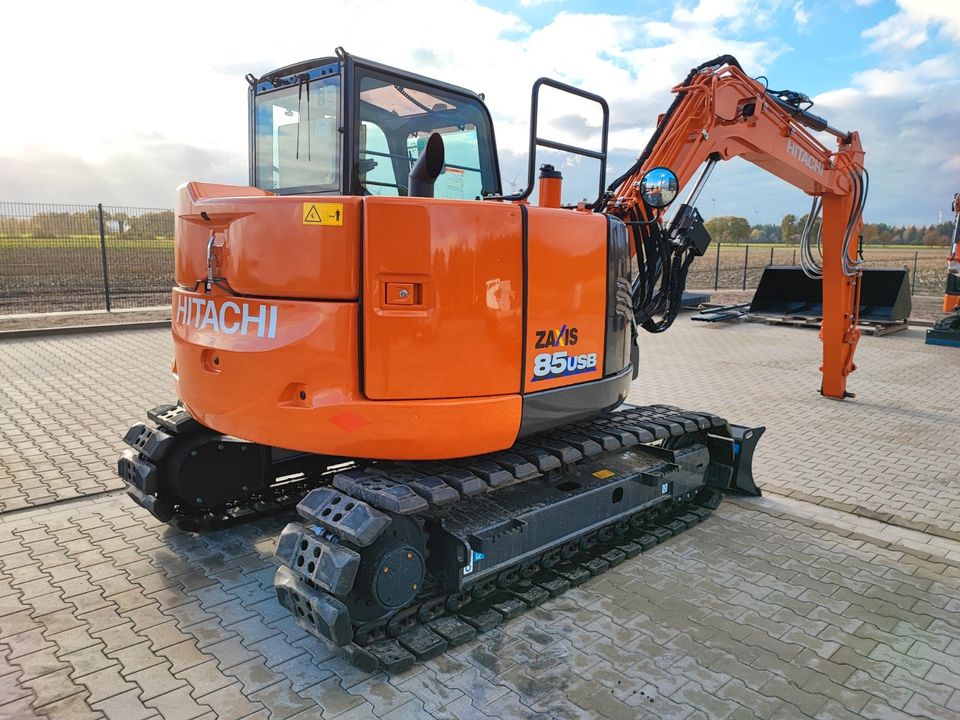 HITACHI - ZX85 USB-6 - BAGGER / 2023 / *VORFÜHRER* / 90.990€ in Heede(Emsland)