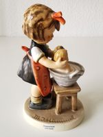 Hummelfigur "Puppenbad - Doll Bath" HUM 319 Rodenkirchen - Sürth Vorschau