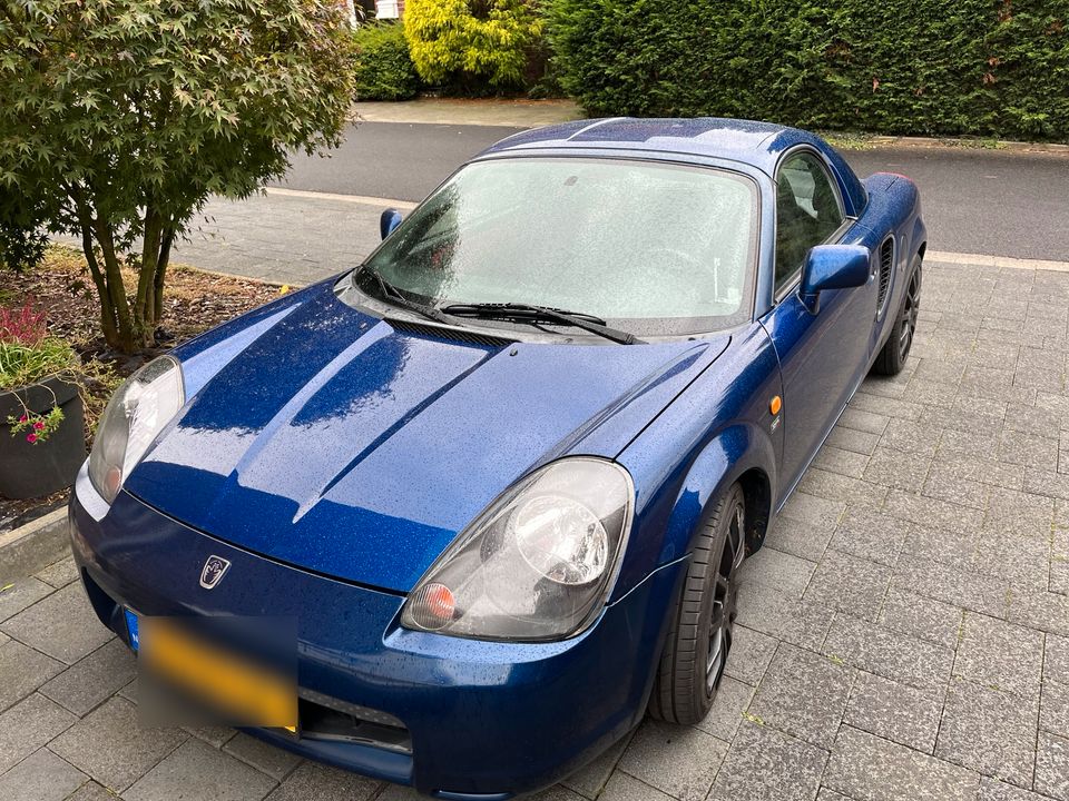 MR2 aus 2000 in Niederkrüchten