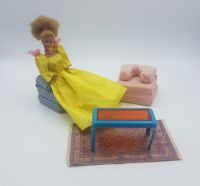 70ER MÖBEL-SET FÜR BARBIE/PETRA*SESSEL*TISCH*TEPPICH*VINTAGE* Wandsbek - Hamburg Sasel Vorschau