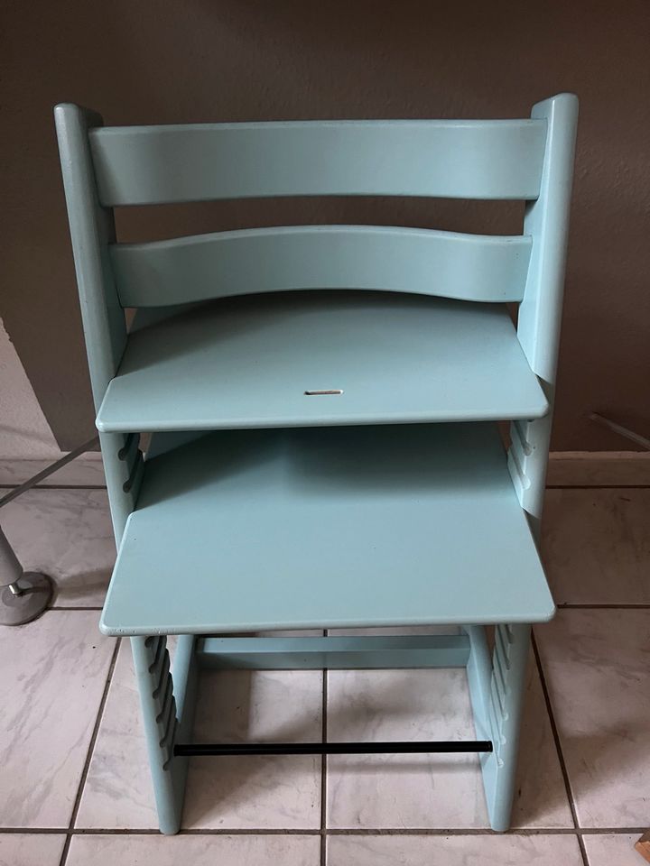 STOKKE TRIPP TRAPP Hochstuhl Aqua Blue aktuelles Modell in Berlin