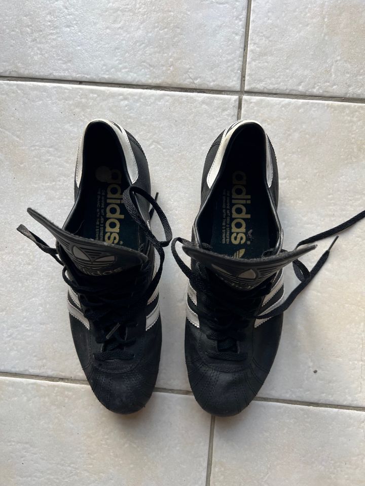 Fussballschuhe ADIDAS Bologna vintage Grösse 43 - 80er Jahre in Norderstedt