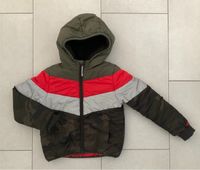 Warme Winterjacke HEMA Camouflage Refelktierend 110/116 Jungs Stuttgart - Zuffenhausen Vorschau