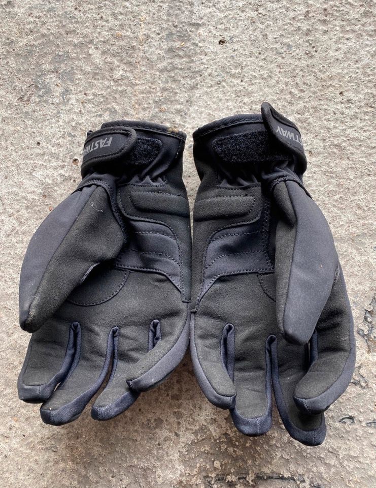 Motorrad Handschuhe [wie NEU] in Duisburg