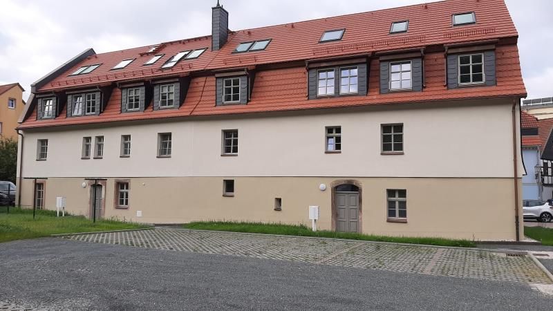 Sanierte 2-Raum Wohnung mit Stellplatz - Hainichen in Hainichen