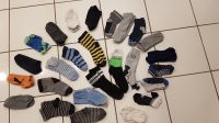 26 paar Kindersocken / Strümpfe Gr. 31 - 34 komplett für 8€ Saarland - Riegelsberg Vorschau