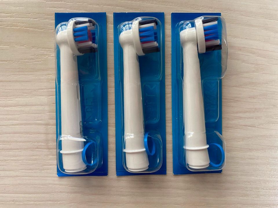 3 Stück  Original Oral - B  3D White Aufsteckbürsten NEU & OVP in Marne