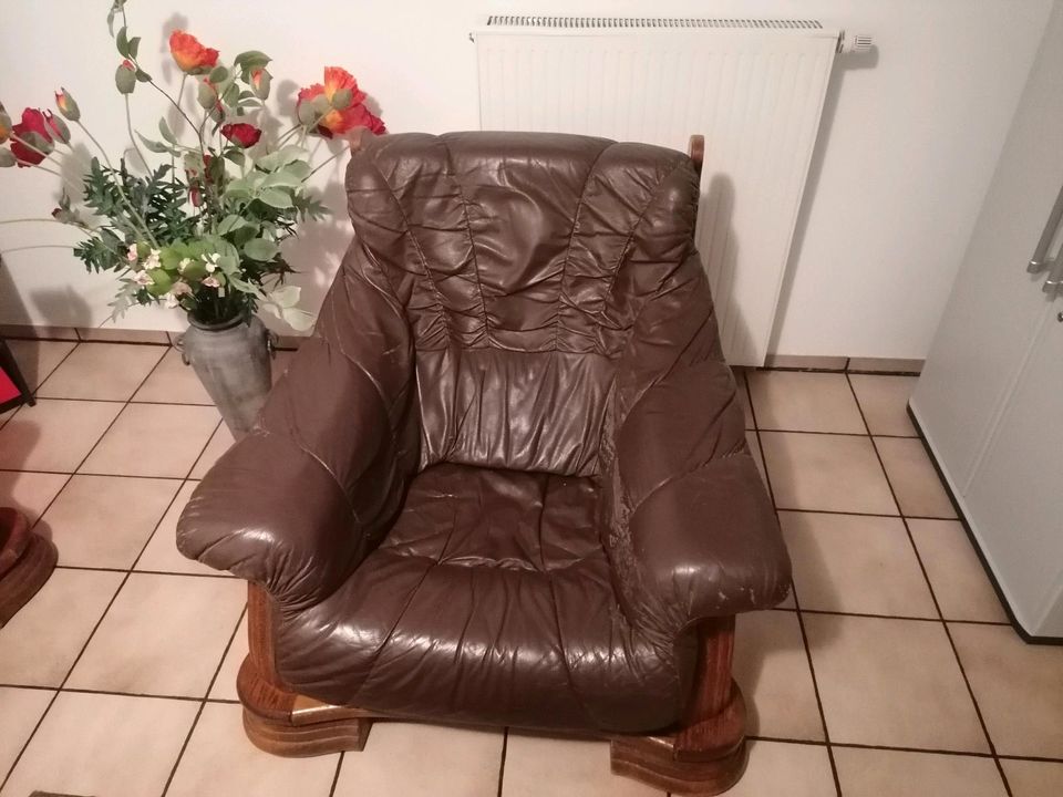 Ledergarnitur 3-teilig guter Zustand Ledercouch Sofa in Rees