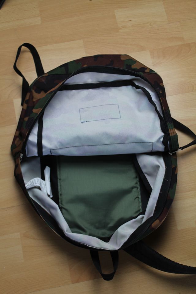 Jansport Backpack Camouflage in Bremerhaven