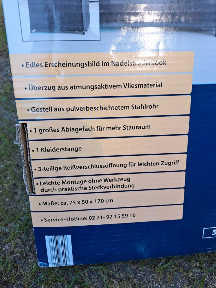 Kleiderschrank faltbar(neu) in Hamburg