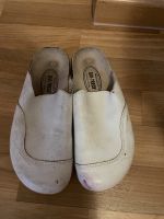 Weiße Clogs Berlin - Neukölln Vorschau