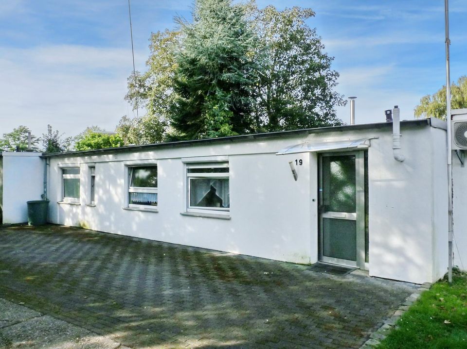 Bungalow mit Pool und Garage auf EP-Grund in Alt-Marl - Sanierungsbedarf in Marl