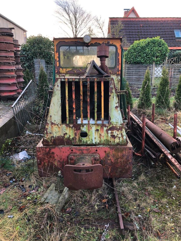 Lok, Zug, Moorbahn, Eisenbahn, mit Deutz Motor, Baujahr 1944 in Hamersen