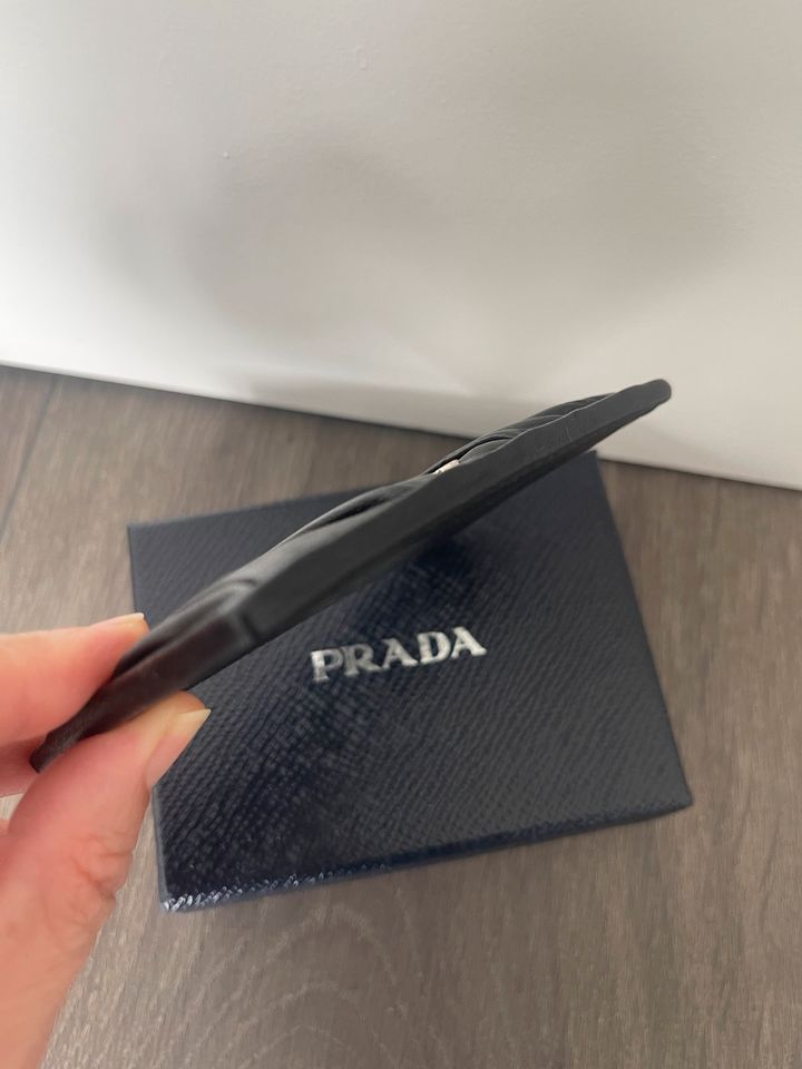 PRADA Milano Leder Kartenetui Schwarz mit Silber Logo NEU in Pirmasens