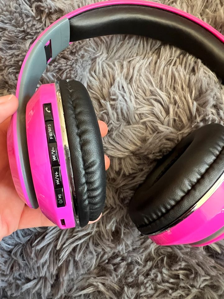 Bluetooth Kopfhörer pink in Erding