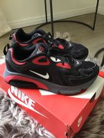 Nike Air Max 200 Sneaker Herren schwarz/rot Gr.43 27,5cm Niedersachsen - Rhauderfehn Vorschau