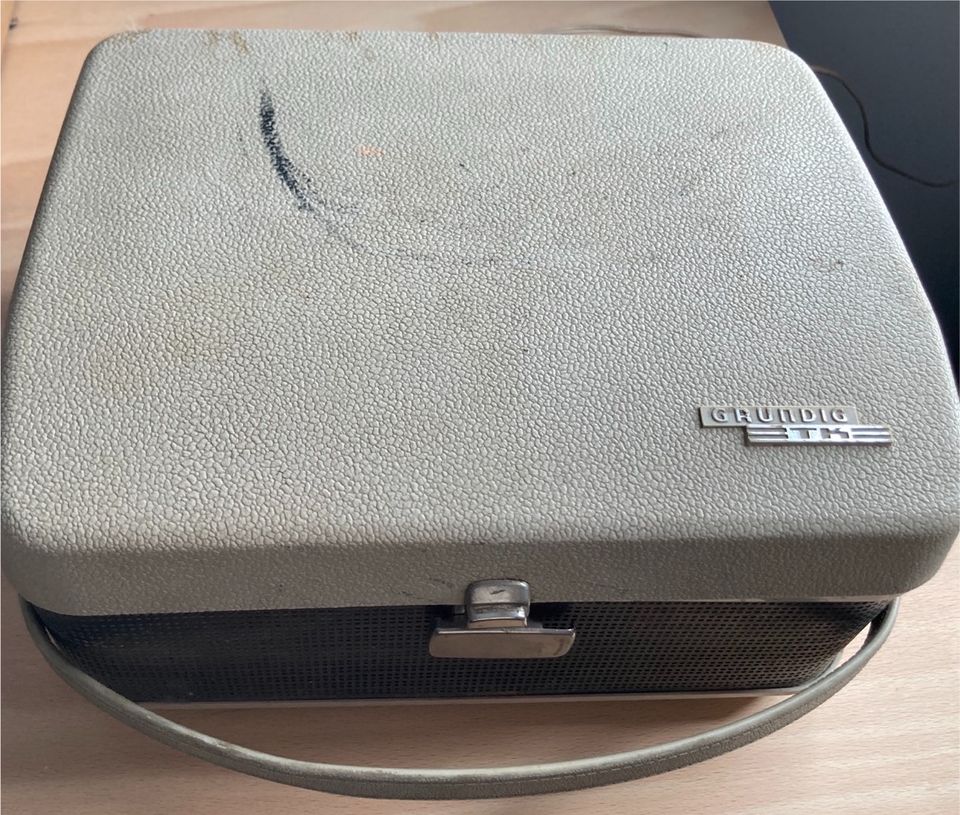 GRUNDIG TK 23 Automatic - Tonbandgerät aus 1964 in Gummersbach