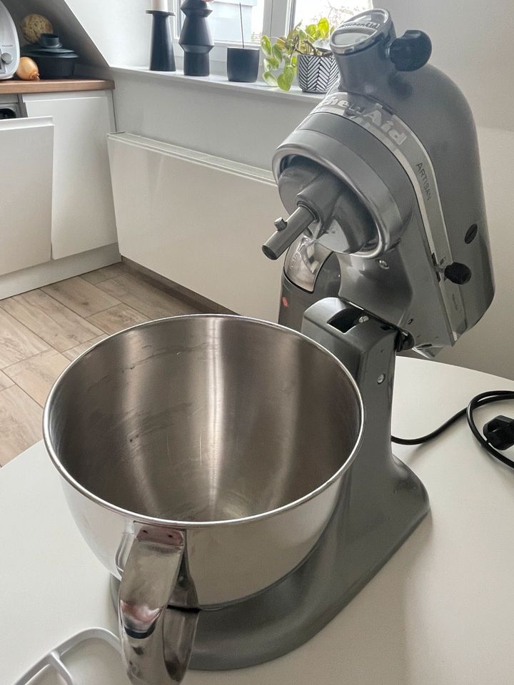 KitchenAid Küchenmaschine Artisan 5KSM125 4,8 Liter in Korschenbroich