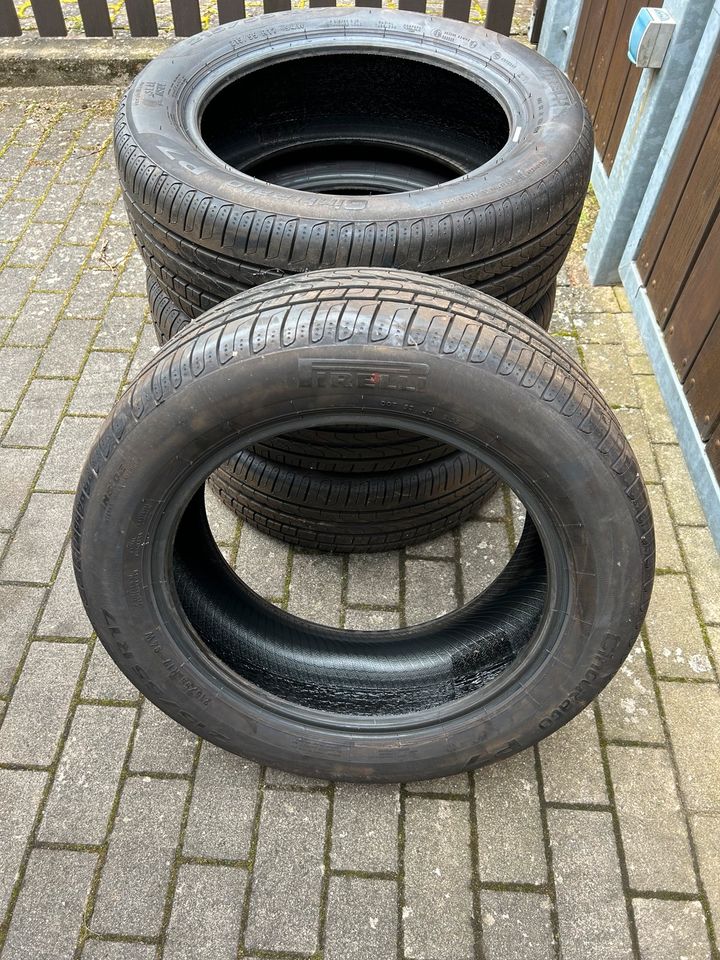 Pirelli Sommerreifen 215/55 R17 in Parchim