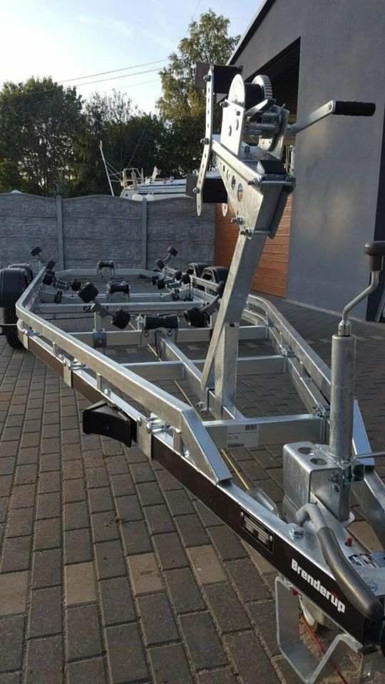 Brenderup Bootstrailer 2500Kg NEU in Frankfurt (Oder)