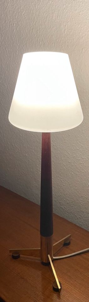 Mid century Teak Kupfer Tischlampe Danish Teakholz Vintage 60er in Berlin