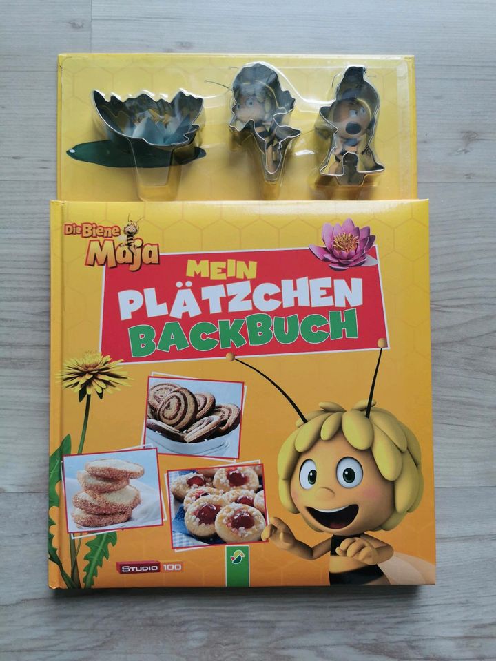 Die Biene Maja - mein Plätzchen Backbuch inkl 3 Ausstech-Formen in Nierstein