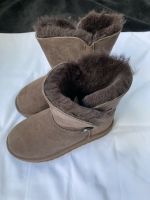 Uggs Bailey Button Gr32 Neu! Berlin - Marzahn Vorschau