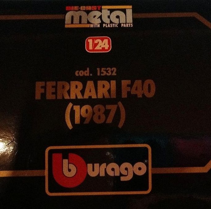 Bburago Ferrari F40 1/24 (1987) rot mit Karton in Hamm