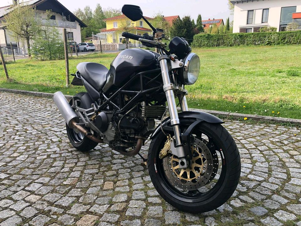 Ducati Monster 1000 dark i.e. in Wackersdorf