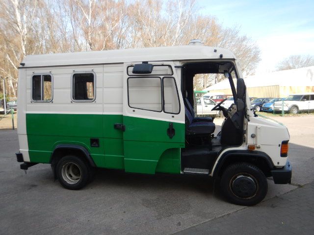 Mercedes-Benz 611 D 105 PS 69000 km (609) Camper HU NEU in Berlin