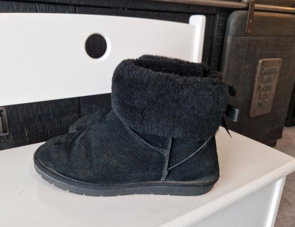Winterstiefel Gr. 40 Damen Boots schwarz - Stiefel Ugg in Kamen