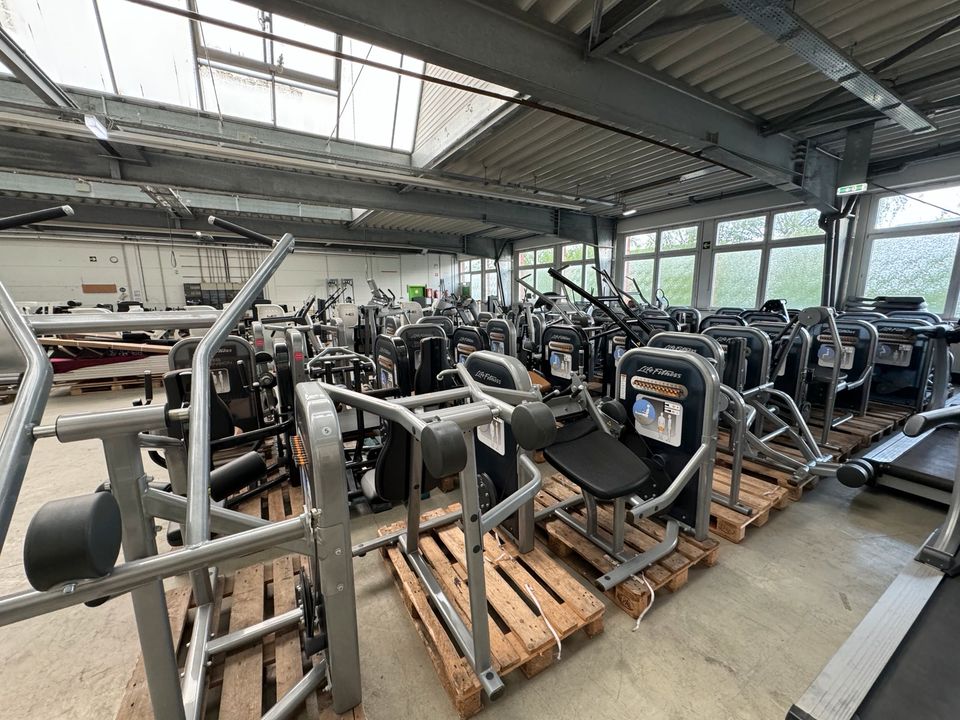 Life Fitness Circuit Zirkel 10er Set Garantie Physio Reha Fitness in Nordkirchen