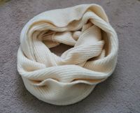 Kuscheliger Loop Schal von * Manguun* Neu, beige Nordrhein-Westfalen - Menden Vorschau