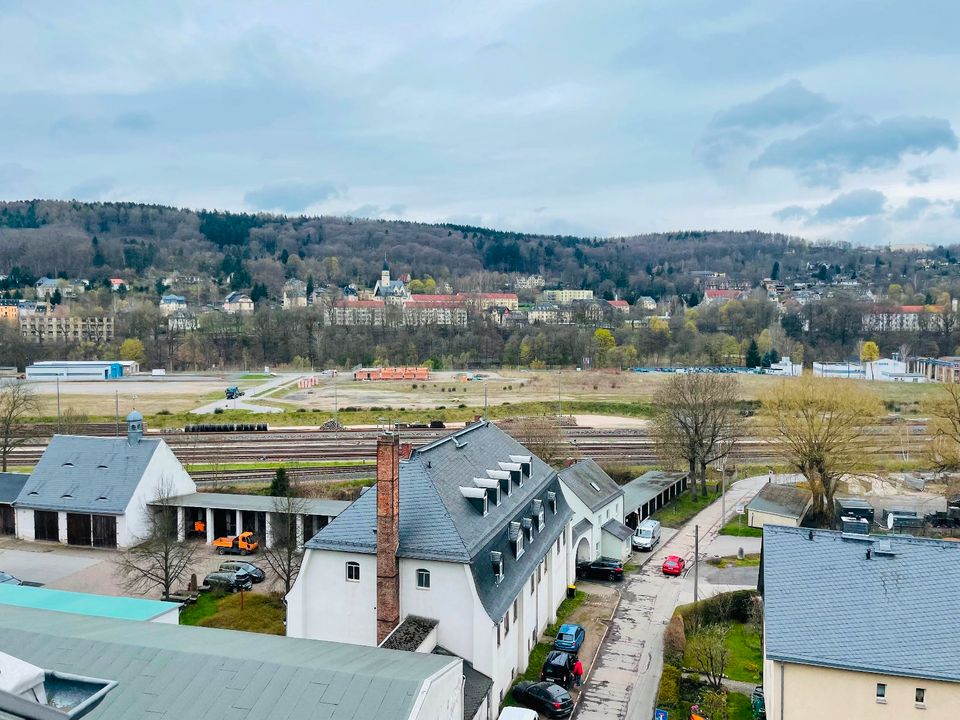 Charmante 3-Raum-Wohnung in burgähnlichem Flair in Aue