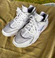 Nike Air Huarache Sneaker Weiß Größe 42 Kreis Ostholstein - Fehmarn Vorschau