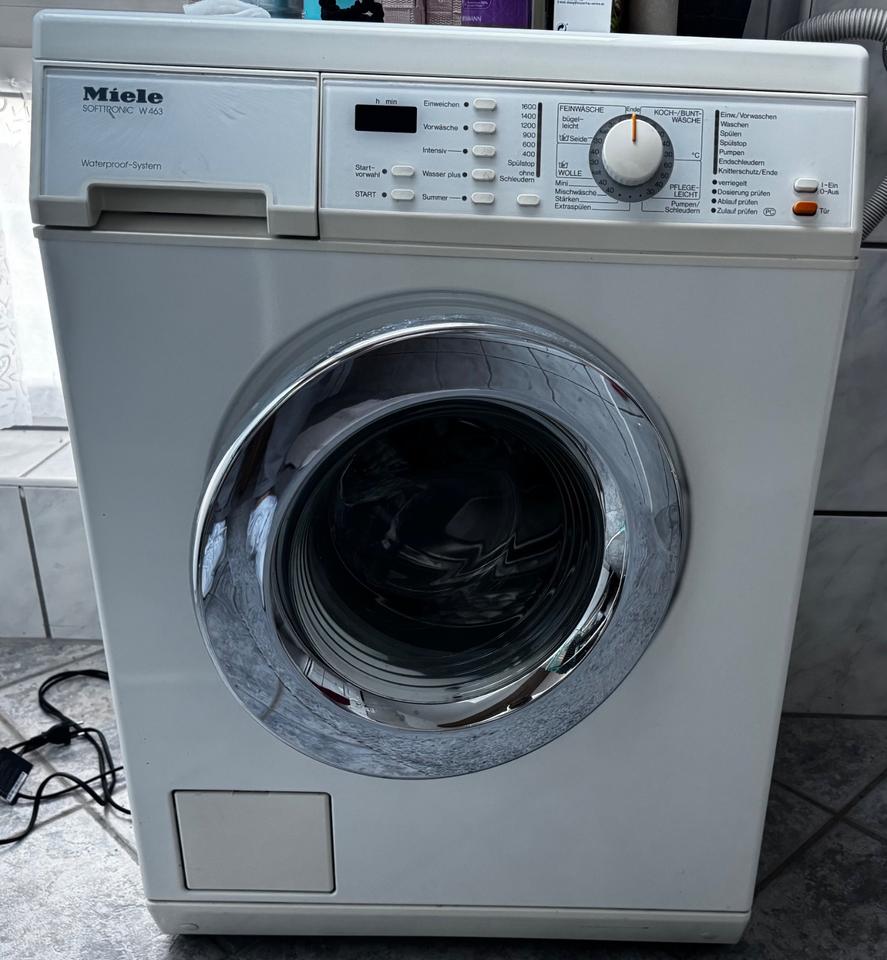 Miele Softtronic W 463 Waschmaschine – zuverlässig & gepflegt in Hilden