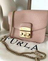 Furla Mini Handtasche Metropolis / Hellrosa, Rosa, Pastell Niedersachsen - Wolfsburg Vorschau