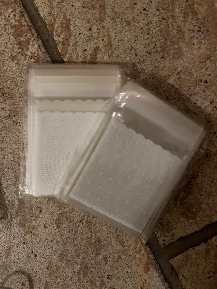 Selbstklebende Zellophan Tüten  für Geschenke & Gastgeschenke in Butzbach