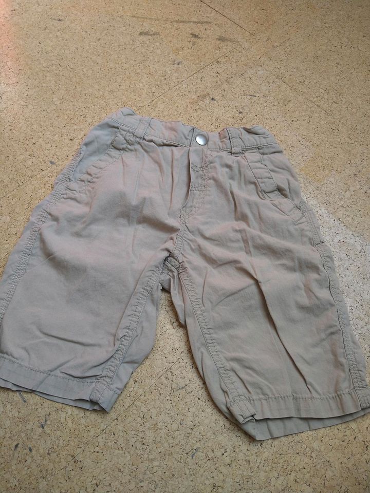 Kurze Jungen Hose,H&M, Größe 116 in Wedemark