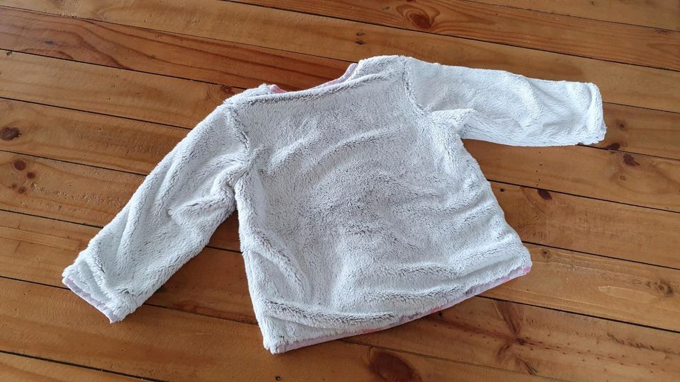 Teddyjäckchen Strickjacke Kanz Gr.86 Plüsch, Mädchen, grau rosa in Tengen